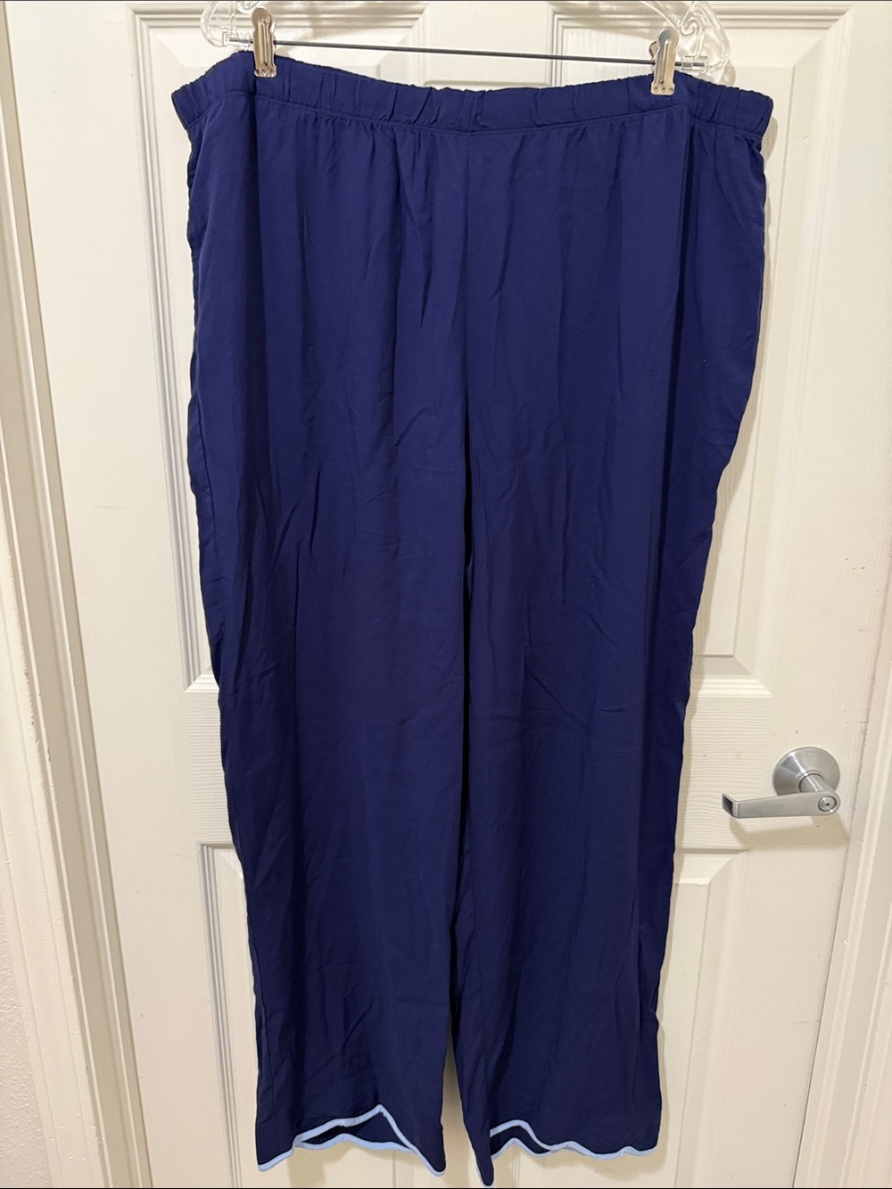 Navy Wide-Leg XXL Lounge Pants with Scalloped Sky blue Hem.